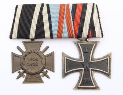 Auktion 364<br>Spange mit 2 Orden, EK 2.Kl., 1914 und Frontkämpfer-Kreuz [1]