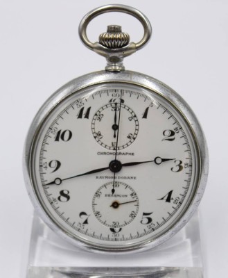 Auktion 364<br>RAYMOND DODANE Besancon Militär-Chronograph der französischen Armee, Kronenaufzug, Werk läuft, verso Gravur 