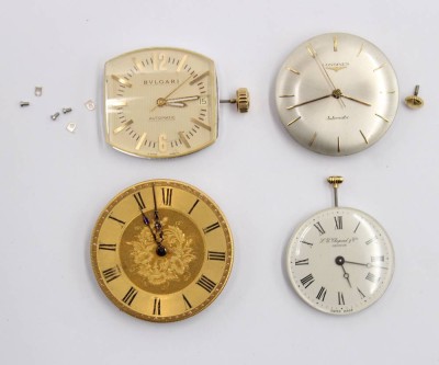 Auktion 364<br>4x div. Uhrenwerke, Longines Automatic (läuft, Krone abgebrochen), Chopard (läuft), Bulgari Automatic (läuft) und ungemarkt (nicht geprüft), ca. D-2,6cm bis 3,5cm [1]