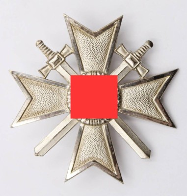 Auktion 364<br>Kriegsverdienst-Kreuz mit Schwertern, 1. Klasse, 3. Reich [1]