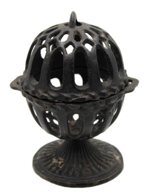 Auktion 364<br>Duftdose o.ä., schmiedeeisen, ca. H-14cm [1]