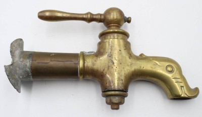 Auktion 364<br>gr. antiker Brunnenhahn, wohl Messing, ca. L-29cm, 2,7Kg [1]