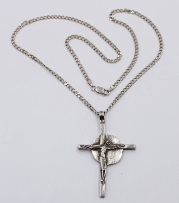 Auktion 364<br>Silber-Kreuzanhänger an 925er Silberkette, zus. 20,6gr., Kette L-52cm, Anh. 5,6cm [1]