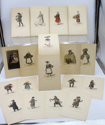 Auktion 364<br>17 Drucke mit Darstellungen Hamburger Trachten, wohl aus Mappenwerk, ca. BG 24 x 15cm [1]