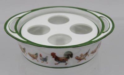 Auktion 364<br>Eierhalter, Rosenthal, älter, umlaufend Hühnerdekor, ca. H-4,2cm D-ohne Handhaben 14,3cm [1]