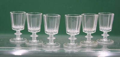 Auktion 364<br>6x Likörgläser, älter, Pressglas, ca. H-9cm [1]