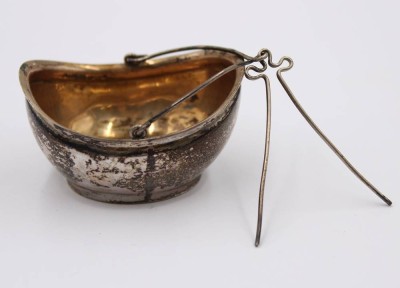 Auktion 364<br>Teesieb, älter, Silber, 18,9gr., ca. 5,5 x 4cm [1]