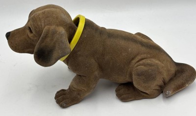 Auktion 364<br>Wackeldackel, wohl 60-er Jahre, H-18cm, L-28 cm, funktioniert, Altersspuren [1]