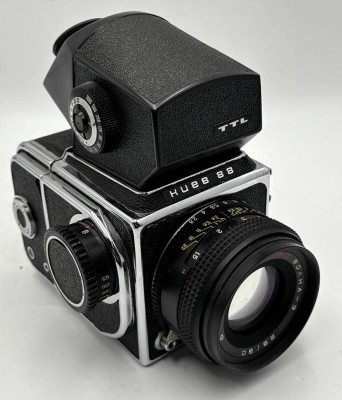 Auktion 368<br>Mittelformatkamera  Kiev-88 MC Volna-3 2,8/80 Objektiv UdSSR    im HASSELBLAD DESIGN [1]