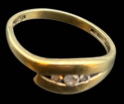 Auktion 364<br>Goldring-333- mit 3 klaren Steinen, RG 55, 1,8 gr. [1]