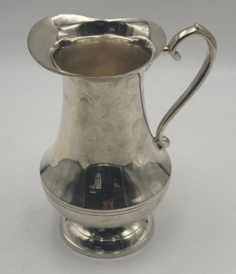 Auktion 364<br>massive Weinkanne, plated, H-21 cm [1]