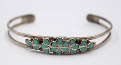 Auktion 365<br>Armspange mit Türkisen, 925er Silber, 11,2gr, B-1,2cm [1]