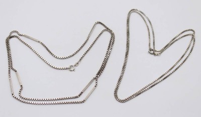 Auktion 365<br>2x div. Silber-Ketten, 925er, zus. 26,8gr. , ca. L-80cm [1]