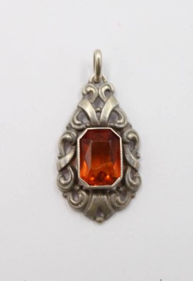 Auktion 365<br>kl. Silber-Anhänger, gepr., 3,3gr., ca. L-3cm [1]