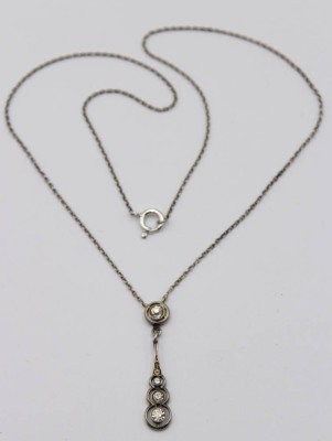 Auktion 365<br>Collier, 800er Silber, klare Steine, 3 gr. , ca. L-42cm [1]