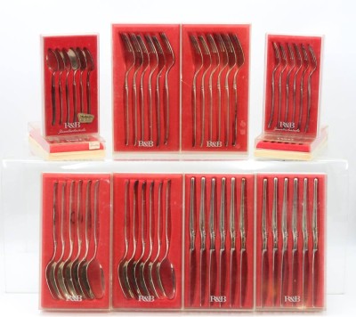 Auktion 365<br>Besteck, Robbe & Berking, 90er Auflage, Serie Royal, je 12x Messer, Gabeln, Esslöffel, Kuchengabeln und Kaffeelöffel, je in  Kästen [1]