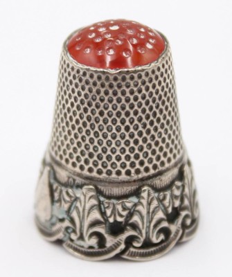 Auktion 365<br>Fingerhut aus Silber gepr. mit Glaskopf  [1]