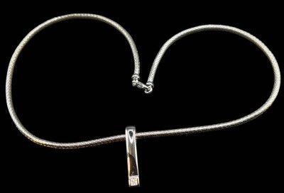Auktion 365<br>Pierre Lang Halsband mit Flyer, silberfaben, L-42 cm, Flyer mit klaren Stein H-3 cm [1]
