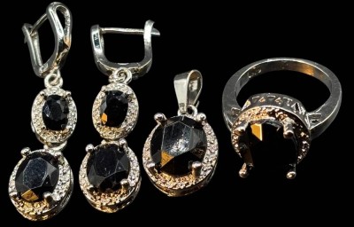Auktion 365<br>Silber-Set-925-, Ring, Paar Ohrhänger, Anhänger, schwarze Steine, RG 53, Ohrhänger H-4 cm, Anhänger H-2,5 cm, zus. 13,7 gr [1]