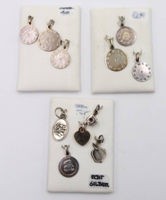 Auktion 365<br>11x div. kl. Silber-Anhänger, ca. L-2,2cm [1]
