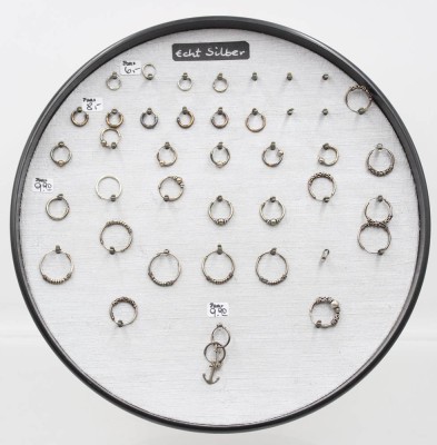 Auktion 365<br>Konvolut div. Silber-Creolen. Größter D-1,8cm [1]