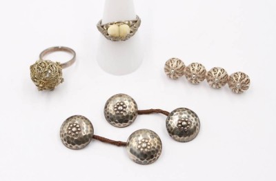 Auktion 365<br>Schmuckkonvolut, älter, Silber, zus. 20,5gr., RG 58 u. 51 [1]