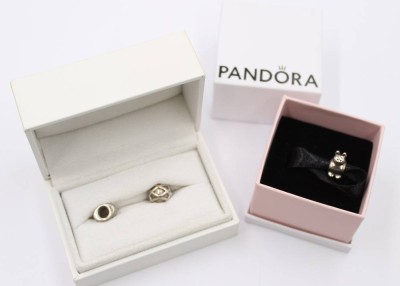Auktion 365<br>3x div. Pandora-Charms, 925er Silber, zus. 10,1gr. [1]