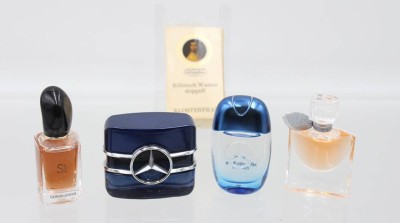 Auktion 365<br>5x div. Parfüme-Miniaturen, 2x Mercedes, Kölnisch Wasser, Armani und Lacome [1]