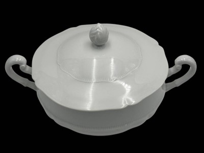 Auktion 365<br>gr. Deckelschale 