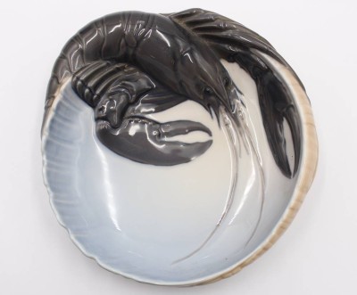 Auktion 365<br>Hummerschale, Royal Copenhagen, Dänemark, Entw. Jørgen Balslov, Modellnr. 3498, ca. D-19cm [1]