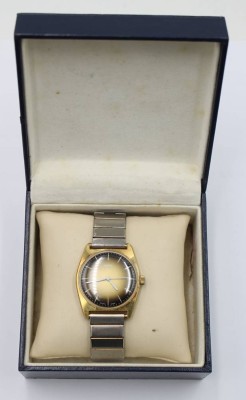 Auktion 365<br>Vintage-Armbanduhr, BWC Buffalo, Handaufzug, Werk läuft, getragene Erhaltung, D- 3,4cm , orig. Box [1]