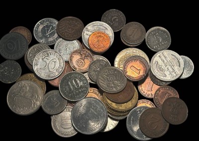 Auktion 365<br>Lot Münzen, 1 Tüte mit BRD, DDR, DR, 1x Europa, zus. ca. 320 gr [1]