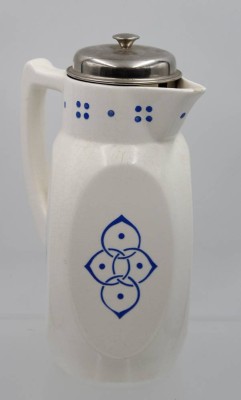 Auktion 365<br>Art-Déco -Kakaokanne, Altriss und an Tülle bestossen, ca. H-26cm [1]