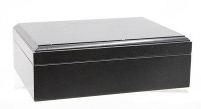 Auktion 365<br>kl. Humidor, TCM, H-8cm B-23,5cm [1]