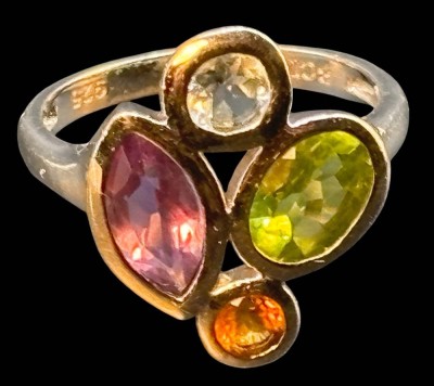 Auktion 365<br>Silberring-925- mit 4 Farbsteinen 