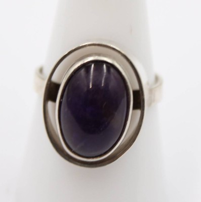 Auktion 365<br>Silberring mit Amethyst, Georg Kramer 835er, RG 57, 6,1 gr. [1]