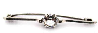 Auktion 365<br>Anstecknadel mit einem weißen Stein, 830er Silber, L- 5,0cm, 2,5 gr. [1]