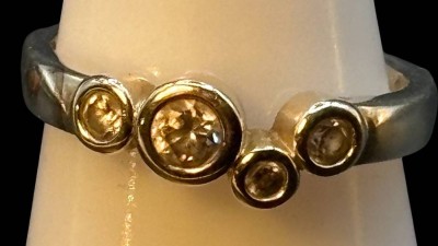 Auktion 365<br>Silberring-925- mit klaren Steinen, RG 51, 2,5 gr. [1]