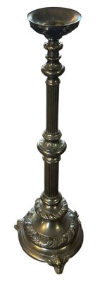 Auktion 365<br>hoher  Standleuchter, Metall bronziert, guter Zustand, H-100 cm [1]