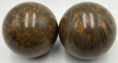 Auktion 365<br>4x grosse Stein-Kugeln, braun gefleckt, 2xMaligano Jaspis, D-7 cm, 2x ca. D-5 cm [1]