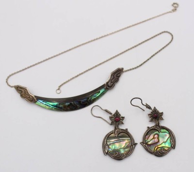 Auktion 365<br>Collier sowie passende Ohrhänger, Silber, Abalone-Muschel, ca. L-43cm und L-5,8cm, 13,3gr. [1]