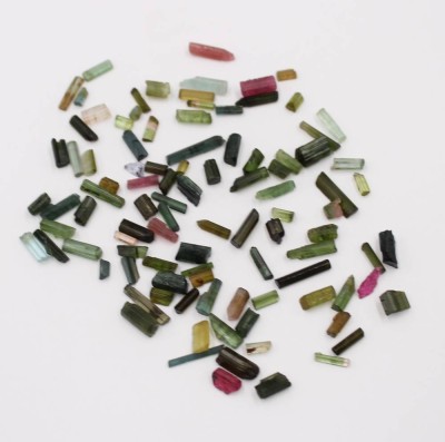 Auktion 365<br>Turmalin-Kristalle, ca. 85ct [1]