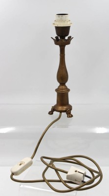 Auktion 365<br>Lampenfuss, älter, wohl Messing, 30,5cm [1]