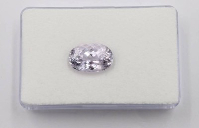 Auktion 365<br>heller Kunzit, ca. 10,2ct [1]