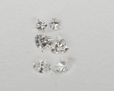 Auktion 365<br>6x Diamanten, 0,66ct, feines weiss, Labor erstellt [1]