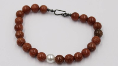 Auktion 365<br>Armband, Goldfluss und Muschelkernperle, Silberschließe, L-20cm [1]