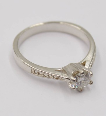 Auktion 365<br>Moissanit-Silber-Ring, 0,5ct, RG 54, 2,3gr. [1]