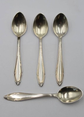Auktion 365<br>4x Mokka-Löffel, 800er Silber, L-10cm, 47gr. [1]