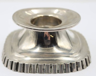 Auktion 365<br>Kerzenhalter, Silber-925-, H-5 cm, 8,5x8,5 cm, 201,3 gr. [1]