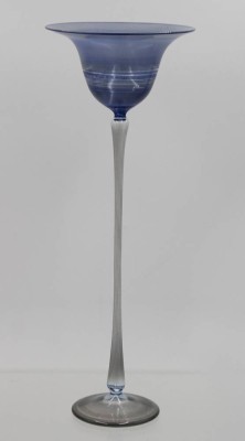 Auktion 365<br>Stengelglas, wohl Glasbläserei Karl Schmid, Lindberg bei Zwiesel, ca. H-31,5cm [1]